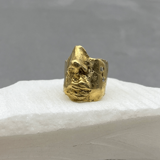 Visage ring