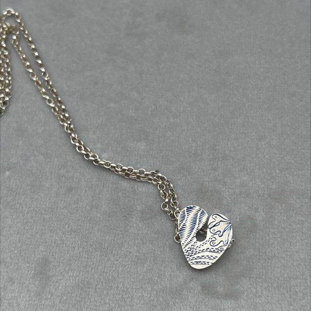 Abyssal necklace Heart
