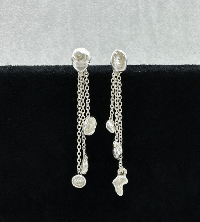 “Solasta” earrings 