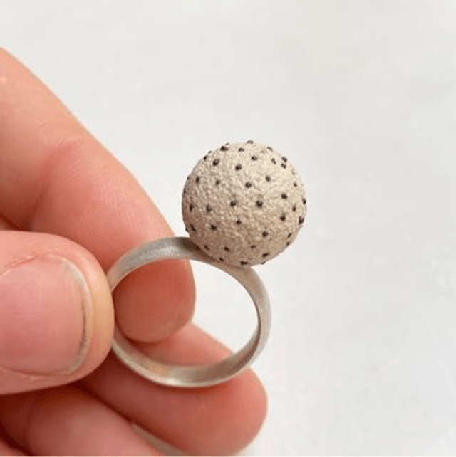 Dotted Lava Rings