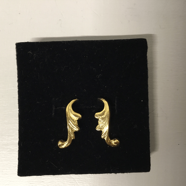 Leaf earrings