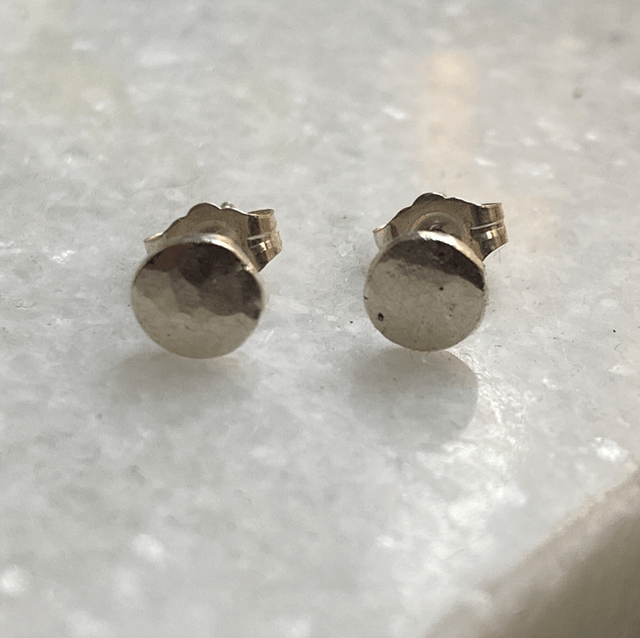 Hammered disc studs 