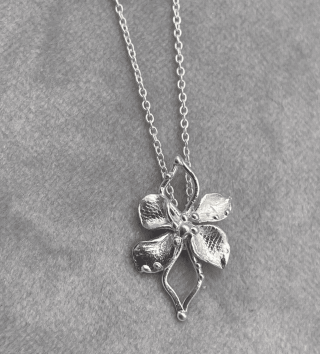 Flower Necklace llll