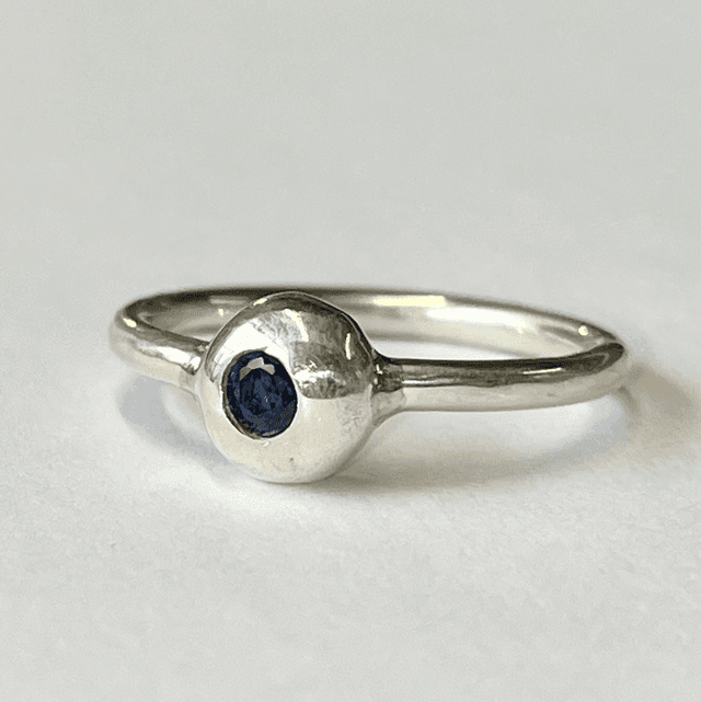 Kiss_ring