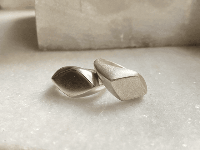 Diamond_Signet Ring