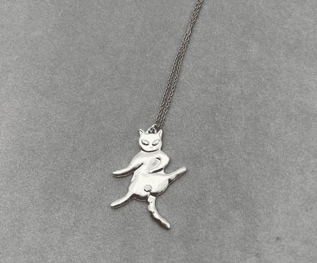 Kitty Power pendant, Maxi 
